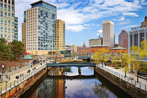 rhode island cities|The Largest Cities in Rhode Island .